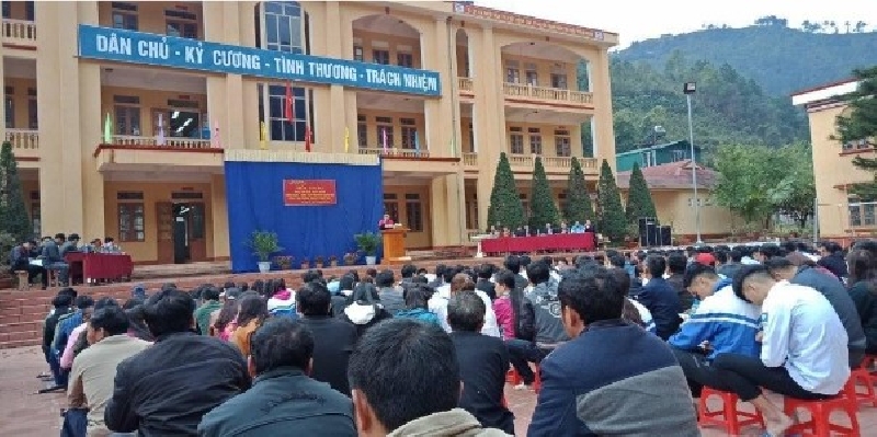 Chuyến công tác tư vấn tuyển sinh của nhà trường tại Mù Cang Chải, Yên Bái