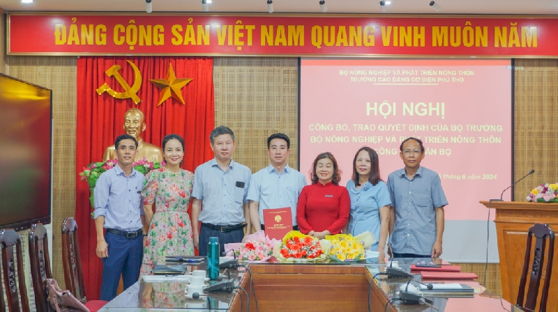 PCEM tổ chức Hội nghị công bố, trao quyết định bổ nhiệm chức danh Phó Hiệu trưởng