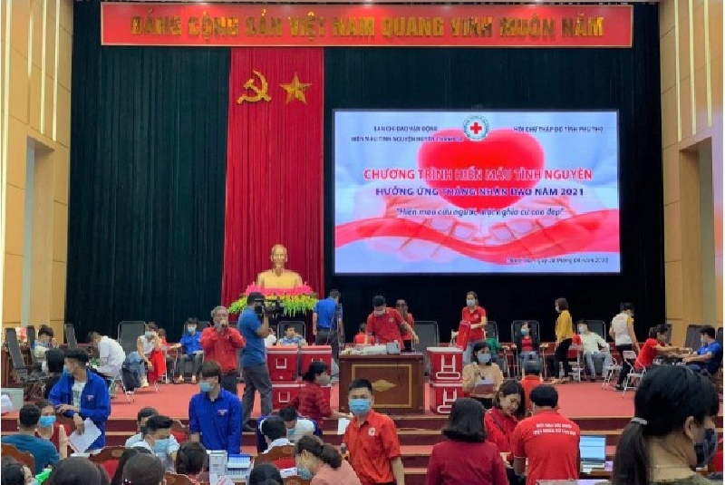 PCEM tham gia hiến máu tình nguyện năm 2021