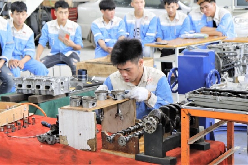 Khoa Động lực tổ chức đánh giá tay nghề học sinh