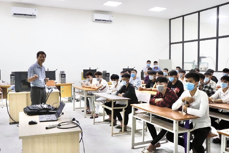 Học nghề, ra trường sinh viên có việc làm ngay