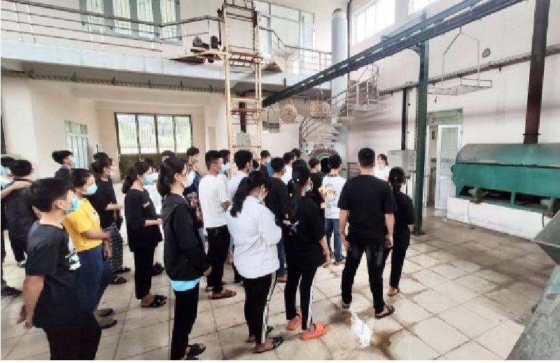 Thay đổi tích cực từ các em HSSV sau những buổi tham quan khoa chuyên môn