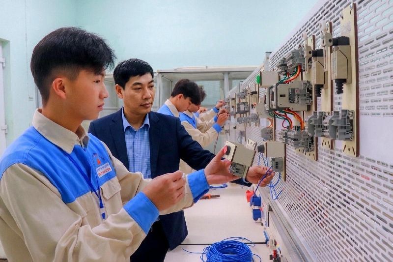 Trường Cao đẳng Cơ điện và Nông Lâm Phú Thọ không ngừng đổi mới, nâng cao chất lượng đào tạo góp phần nâng cao chất lượng nguồn nhân lực ngành nông nghiệp và môi trường