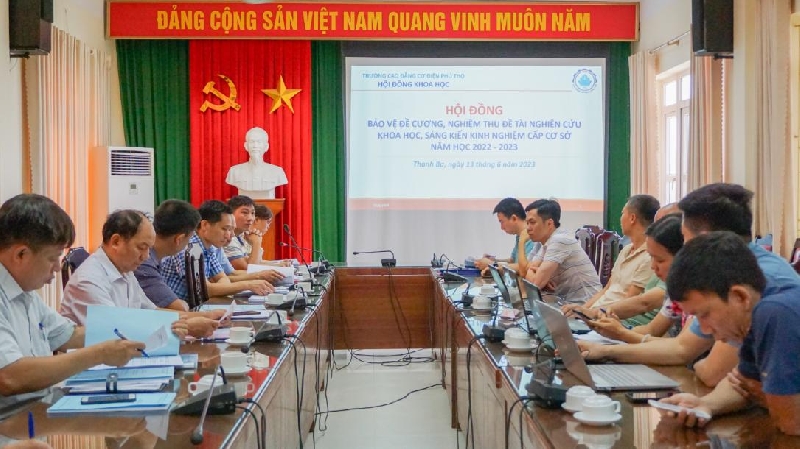 PCEM tổ chức Hội nghị nghiệm thu sáng kiến, đề tài nghiên cứu khoa học cơ sở năm 2022-2023