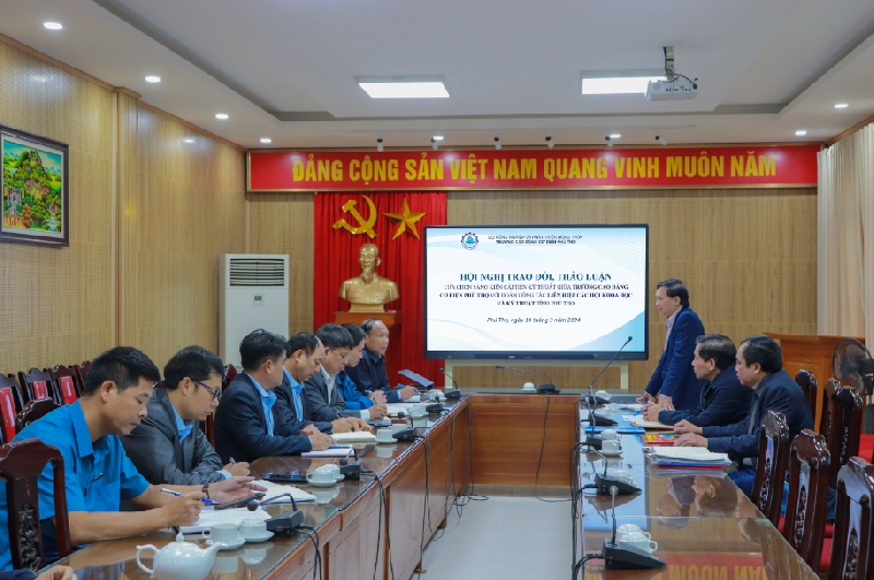 Hội nghị trao đổi, thảo luận về triển khai hoạt động NCKH