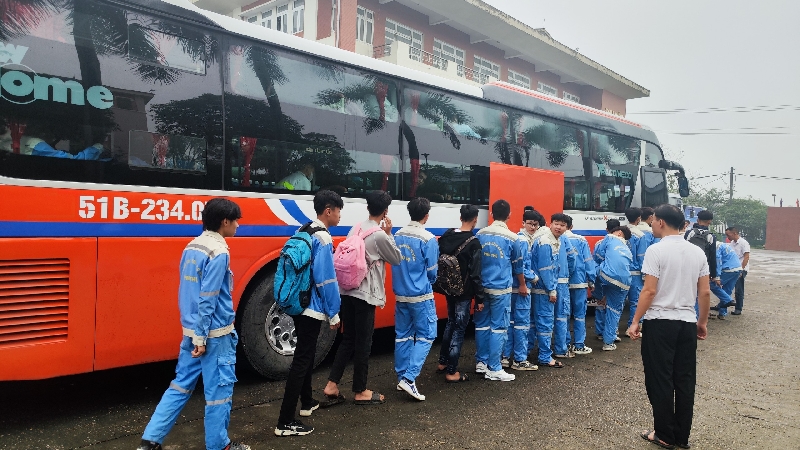 Sinh viên PCEM tham gia trải nghiệm thực tế sản xuất tại các doanh nghiệp