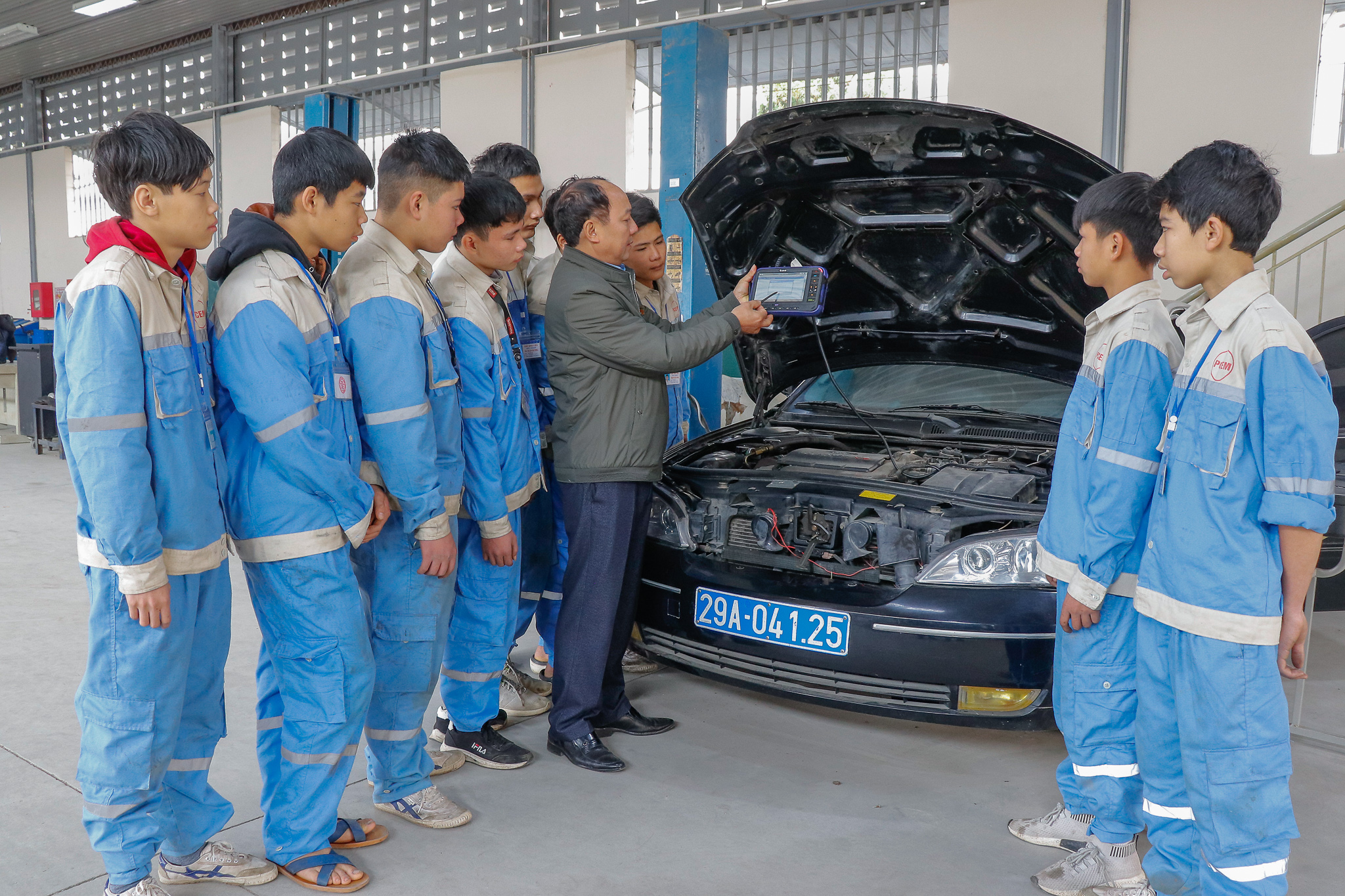 Một số hình ảnh HSSV tham gia học tập tại các khoa chuyên môn